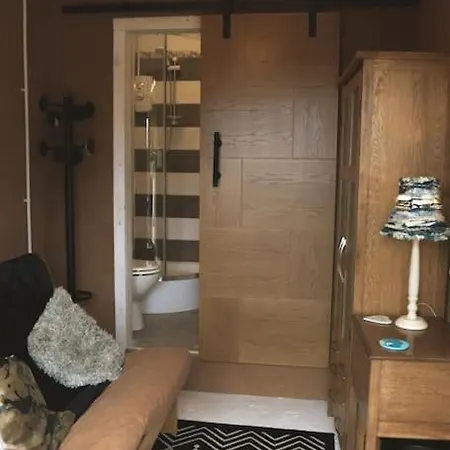 Small Self Contained Room Porthleven Extérieur photo